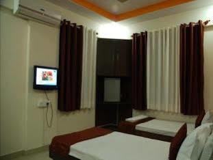 Pacific Hotel 3*